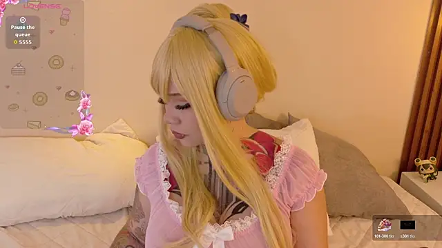 valkyrie claire  online show from 04-11-26, 01:46