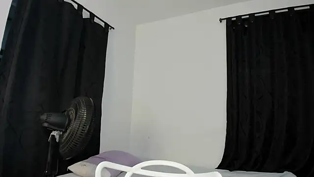 aisshalee online show from 05-21-26, 07:44