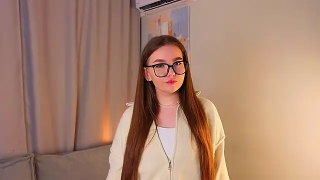 Snapshot of EvaWyliam chatting on 04-08-26, 02:29 EvaWyliam online show from 04-08-26, 02:29