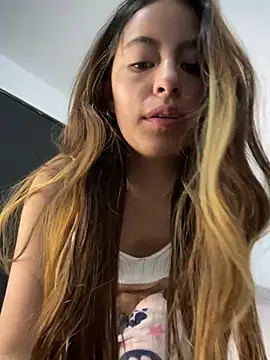 Ambar Zaf online show from 07-22-26, 02:13