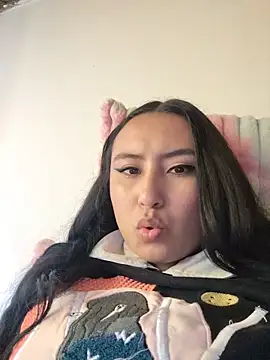 Aveline Velvet online show from 06-17-26, 05:56