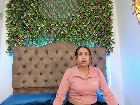 Sofiia  Cute1 online show from 04-20-26, 03:13