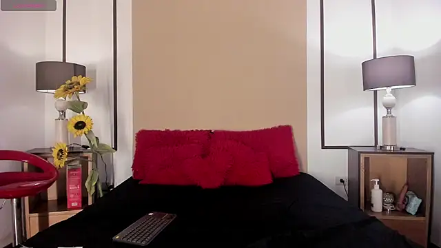 NatashaLuxy online show from 06-23-26, 07:45