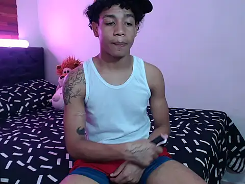 aarom  online show from 04-15-26, 10:32