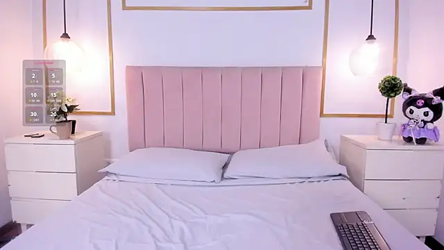 Snapshot of NixShadow chatting on 04-08-26, 11:06 NixShadow online show from 04-08-26, 11:06