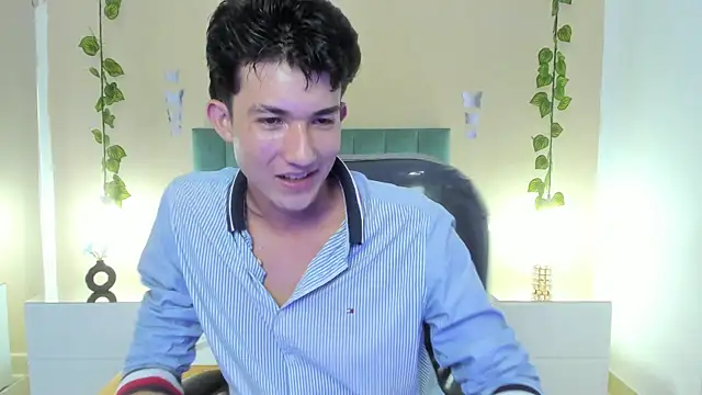 angel of sinn online show from 04-12-26, 04:49