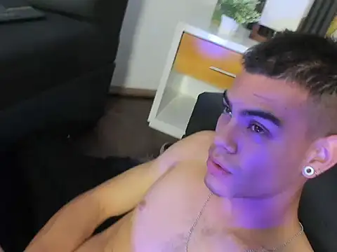 RomeoBoselli   online show from 05-20-26, 10:40