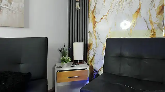 RomeoBoselli   online show from 05-25-26, 08:18