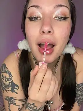 cherryxxox online show from 07-24-26, 04:08
