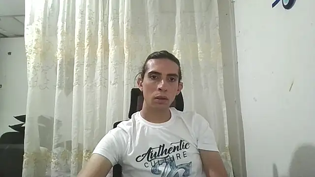 Natie horny online show from 04-21-26, 02:14