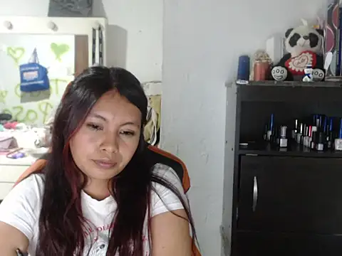 Snapshot of dulcemaria1918 chatting on 04-09-26, 03:52 dulcemaria1918 online show from 04-09-26, 03:52