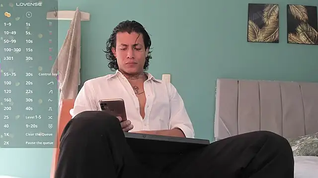 Damian Romanoff online show from 05-13-26, 02:57