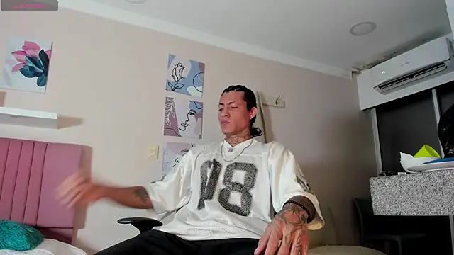Damian Romanoff online show from 04-24-26, 04:58