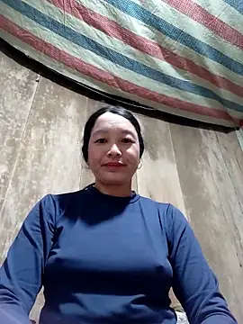 vanlucky2 online show from 05-07-26, 12:04