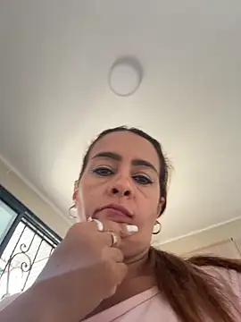 Natigoonzalez online show from 05-06-26, 05:39