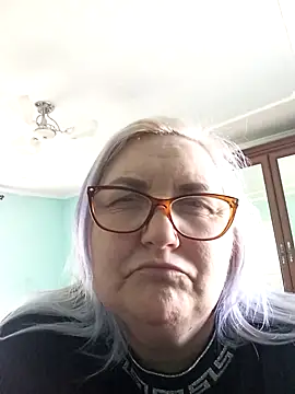 AureliaSky598 online show from 04-15-26, 10:43