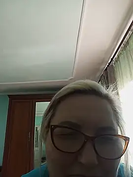 AureliaSky598 online show from 05-17-26, 07:30
