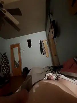 ChrisMtl83 online show from 04-25-26, 04:48