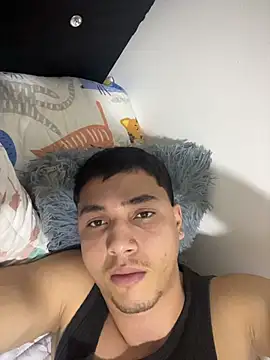 Max valiant online show from 04-09-26, 12:01