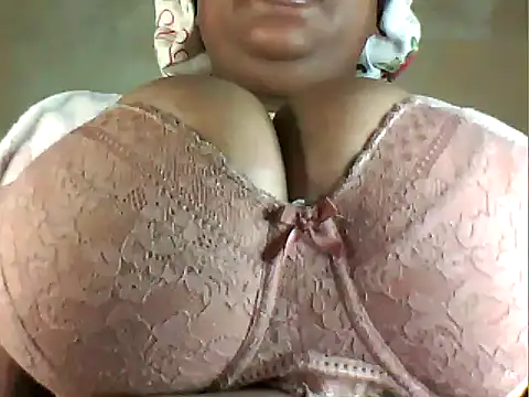 megaboobsqueen online show from 05-25-26, 06:28