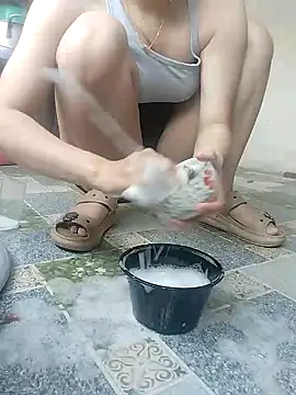 Ninilove 2k online show from 04-11-26, 09:02