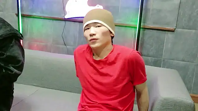 8585donguri5656 online show from 04-15-26, 03:12