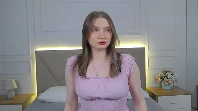 ArianaMilss online show from 04-13-26, 11:03