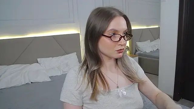 ArianaMilss online show from 04-08-26, 11:12