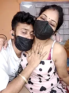 hornycouple096 online show from 05-05-26, 08:39