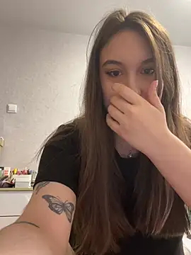 RiannaBrown online show from 04-23-26, 03:57