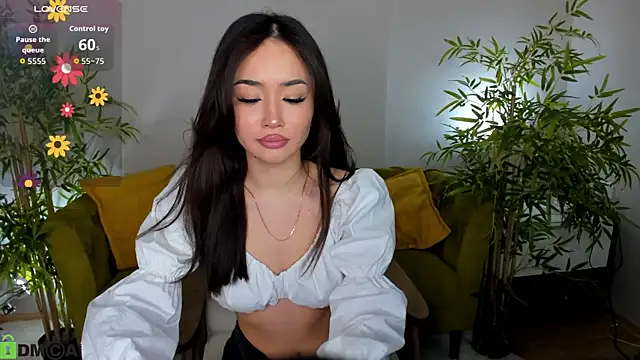 Riddle Lay online show from 04-23-26, 12:29