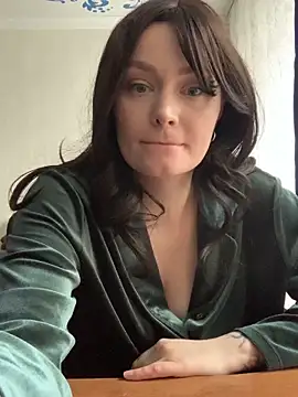 Snapshot of Ann_Hunt chatting on 04-14-26, 10:20 Ann Hunt online show from 04-14-26, 10:20