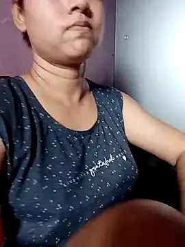 Hot Soniya 08 online show from 05-05-26, 10:40