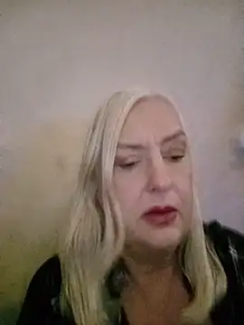 Julia20X online show from 05-13-26, 10:11