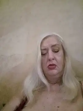 Julia20X online show from 07-04-26, 09:15