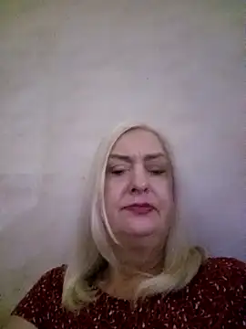 Julia20X online show from 04-28-26, 10:03