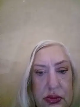 Julia20X online show from 06-30-26, 08:58