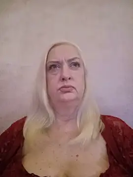 Julia20X online show from 07-12-26, 08:37
