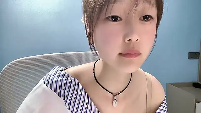 Snapshot of Xiaoqing00 chatting on 04-27-26, 02:09 Xiaoqing00 online show from 04-27-26, 02:09