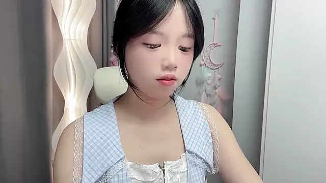 Snapshot of Xiaoqing00 chatting on 05-31-26, 06:08 Xiaoqing00 online show from 05-31-26, 06:08