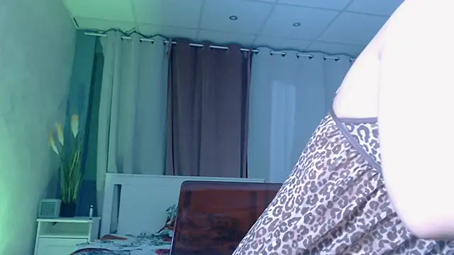 Madiysoni online show from 04-30-26, 06:09
