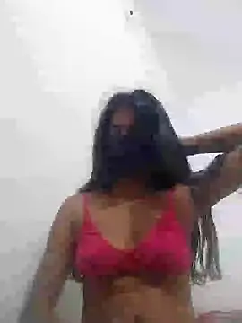 Shaniya03 online show from 05-03-26, 08:41