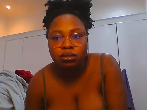 TwerkingTemptress online show from 05-05-26, 10:57