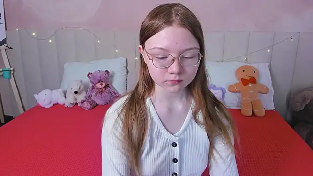 Mia Yuri online show from 05-23-26, 01:59