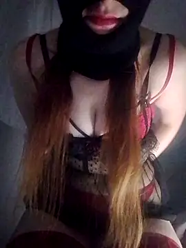 Snapshot of Hatununuz2 chatting on 04-08-26, 10:33 Hatununuz2 online show from 04-08-26, 10:33