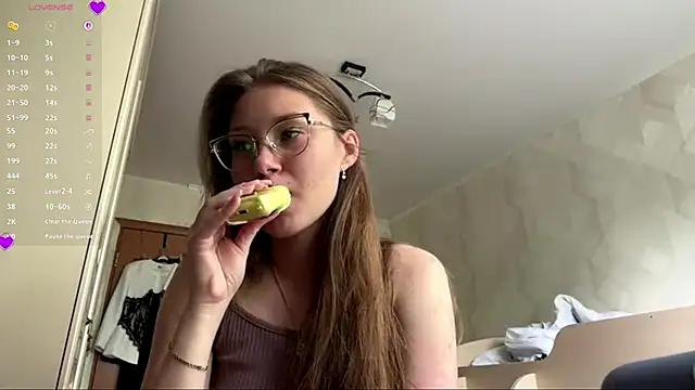 UncaringArtery online show from 06-02-26, 06:35