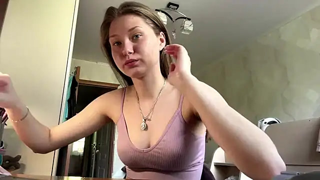 UncaringArtery online show from 05-08-26, 06:17