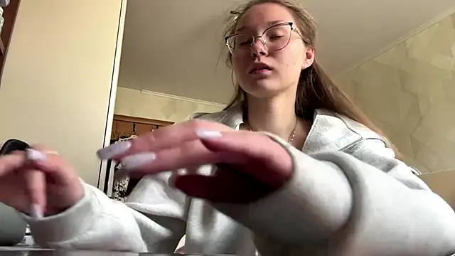 UncaringArtery online show from 04-22-26, 06:09