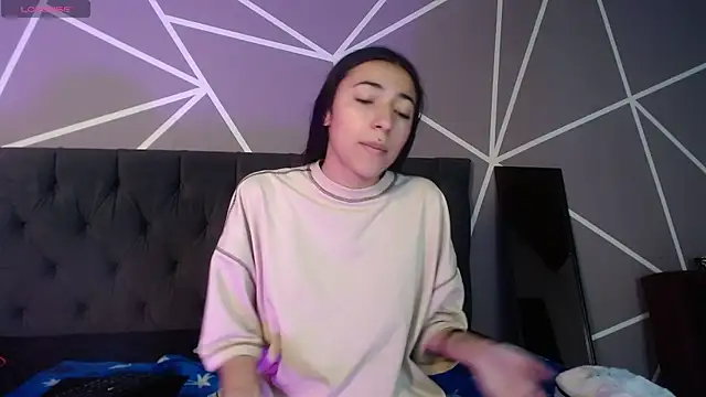 Violett1126 online show from 05-08-26, 05:11