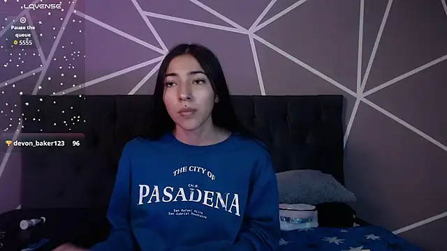 Violett1126 online show from 05-06-26, 04:27